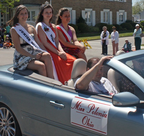 Miss Polonia Ohio 2012 and court