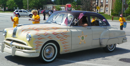 Old car in parade