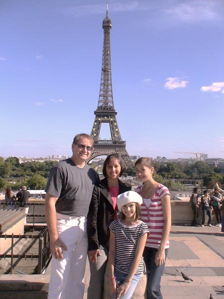 Arianna Korting and family in Paris