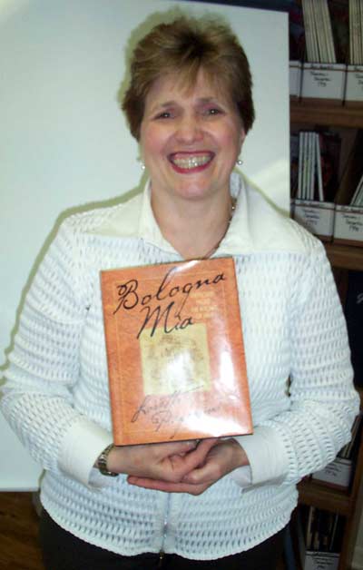 Loretta Paganini with her book Bologna Mia