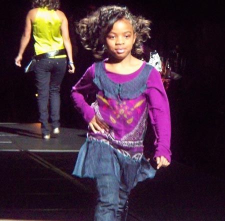 Cleveland Cavalier Fashion show for Flashes of Hope