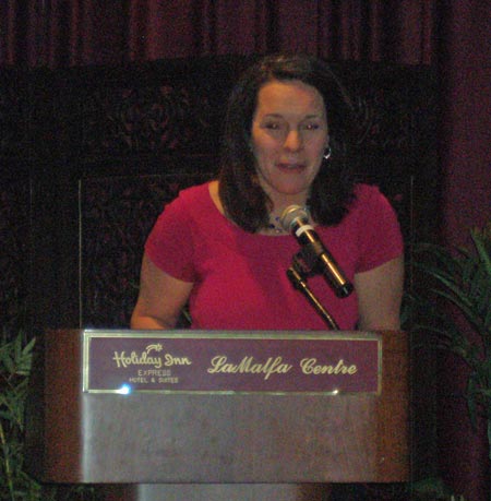 Doctor Robin Znidarsic speaks at 2009 Lake County Wear Red for Women Breakfast - photos by Debbie Hanson