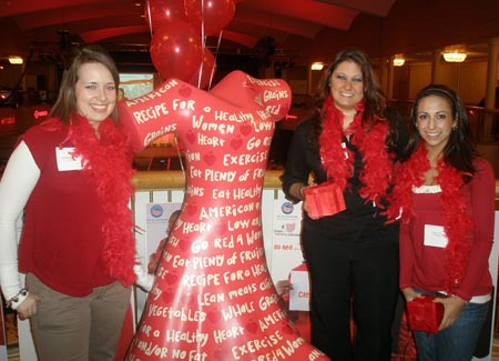 Alexandra Johnston, Tessa Turnbaugh, Gina Ferris all from CWRU  Alpha Phi Sorority