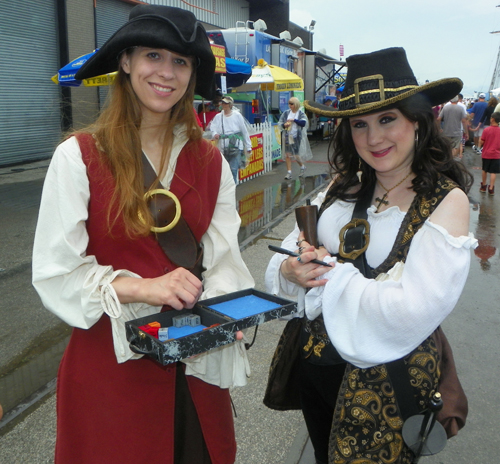Pirate girls