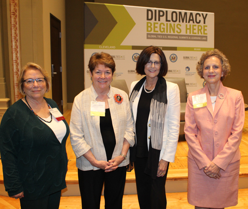 Dr. Linda Robertson of Kent State University, Ambassador Heather Hodges, CCWA CEO Maura O'Donnell-McCarthy and Ambassador Jennifer Zimdahl Galt