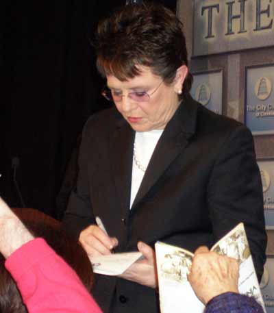 Billie Jean King signing autographs