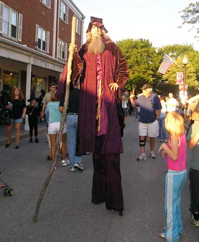 Harry Potter Fest in Hudson - Hagrid stilts