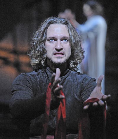 Festival favorite Dougfred Miller stars as the title character in the Great Lakes Theater Festival production of William Shakespeare's towering tragedy Macbeth