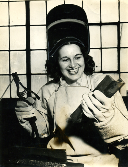 Doris O'Donnell learning to weld in 1945